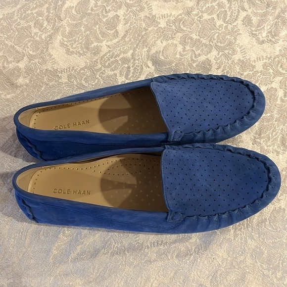 Cole Haan Women's Evelyn Driver Driving Style Loafer, Bright Cobalt Leather, 11B - Picture 3 of 10